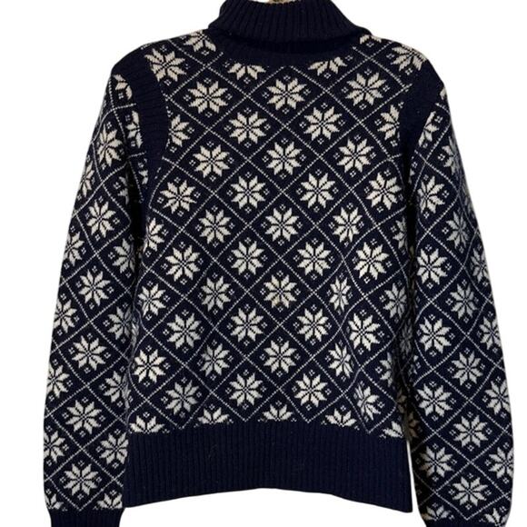 Women's Ralph Lauren Blue White Snowflake Lambswool Turtle Neck Sweater Size M - Picture 1 of 9